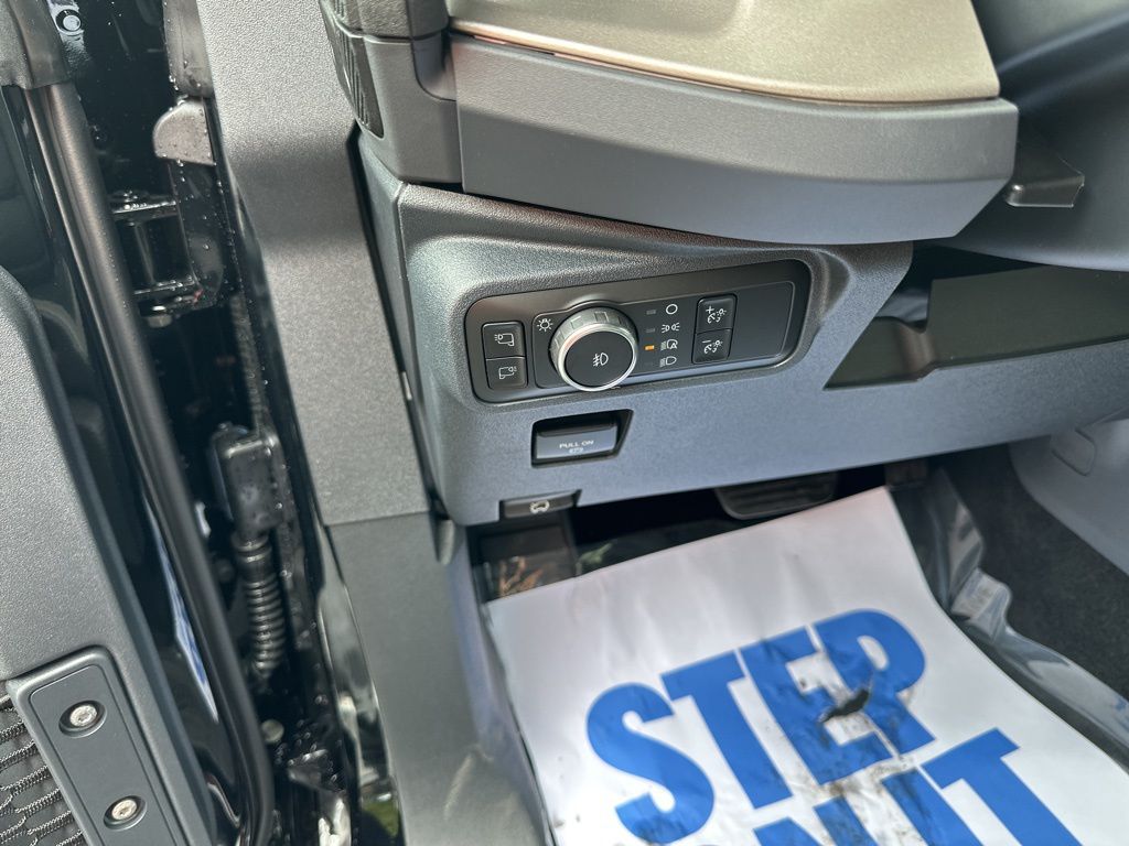 2025 Ford Bronco 4-Door Outer Banks - Photo 19