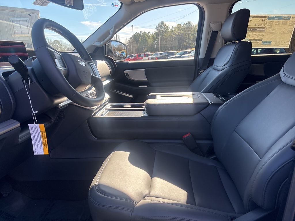 2026 Ford Expedition Active - Photo 22