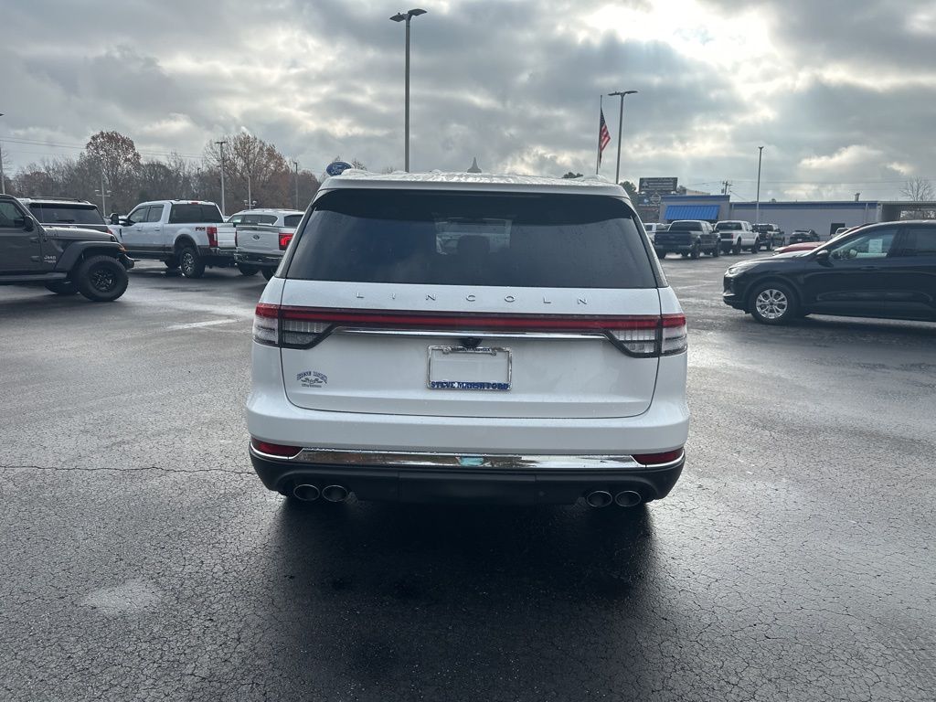 2021 Lincoln Aviator Reserve photo 4