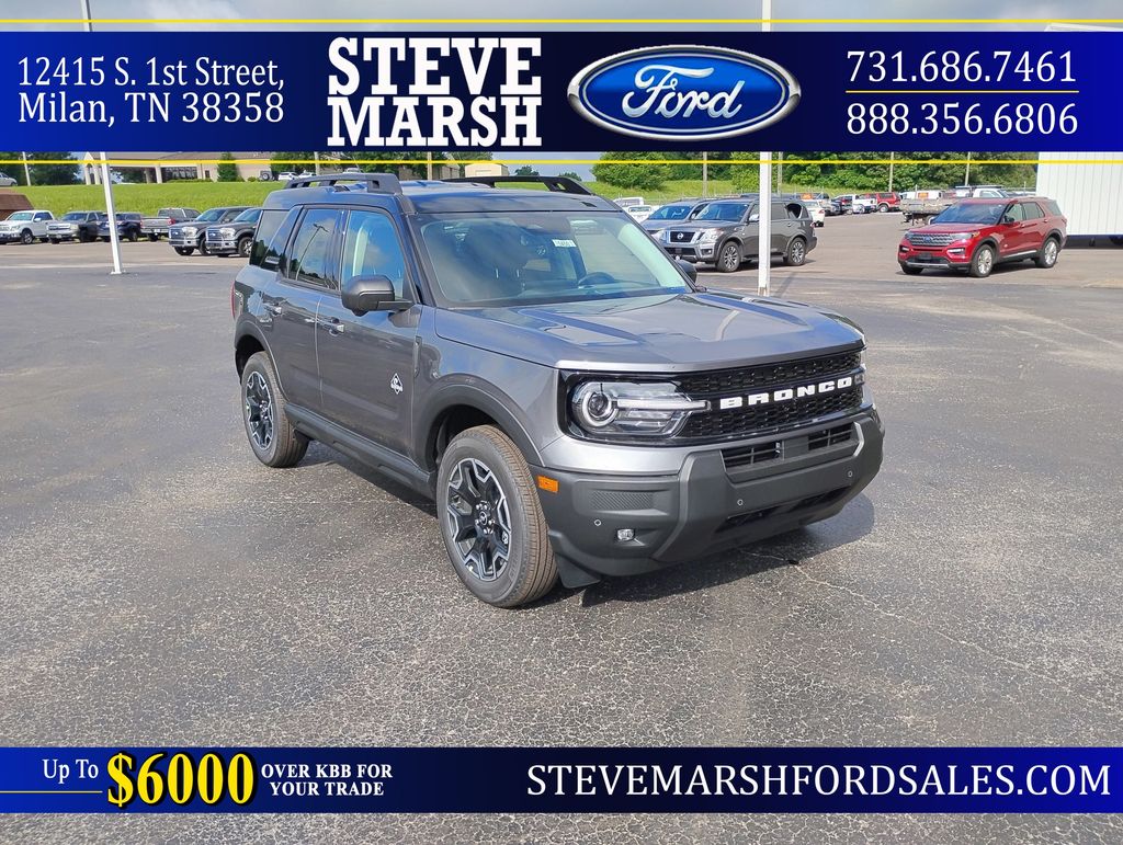 2025 Ford Bronco Sport Outer Banks's photo