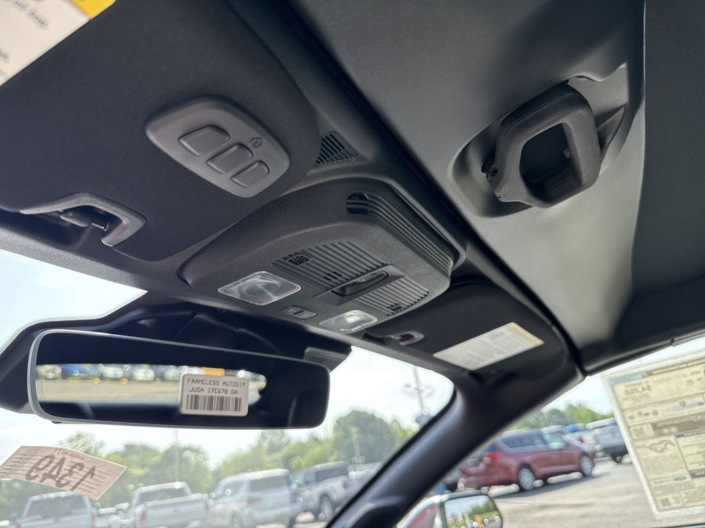 2025 Ford Mustang GT Premium Convertible - Photo 27