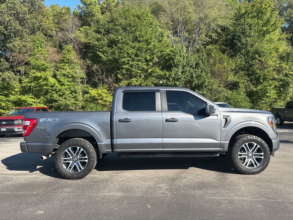 2023 Ford F-150 XL photo 2
