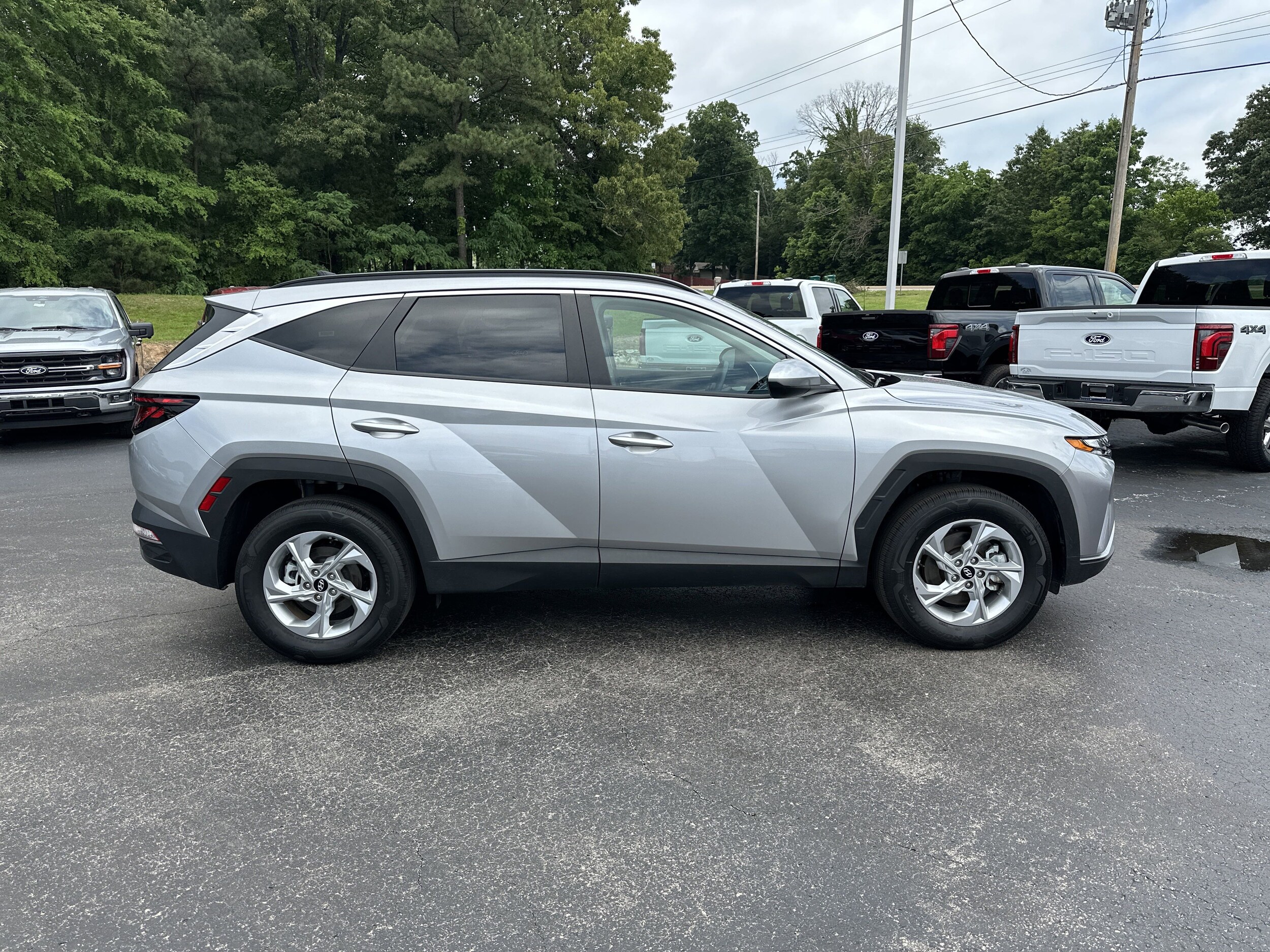 2024 Hyundai Tucson SEL photo 2