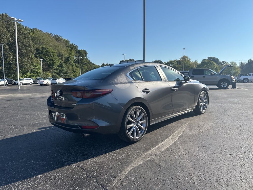 2019 Mazda Mazda3 Preferred Sedan photo 3