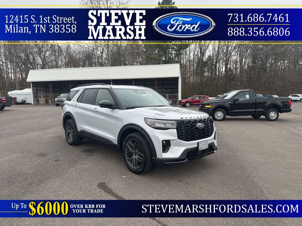 2026 Ford Explorer ST-LINE's photo