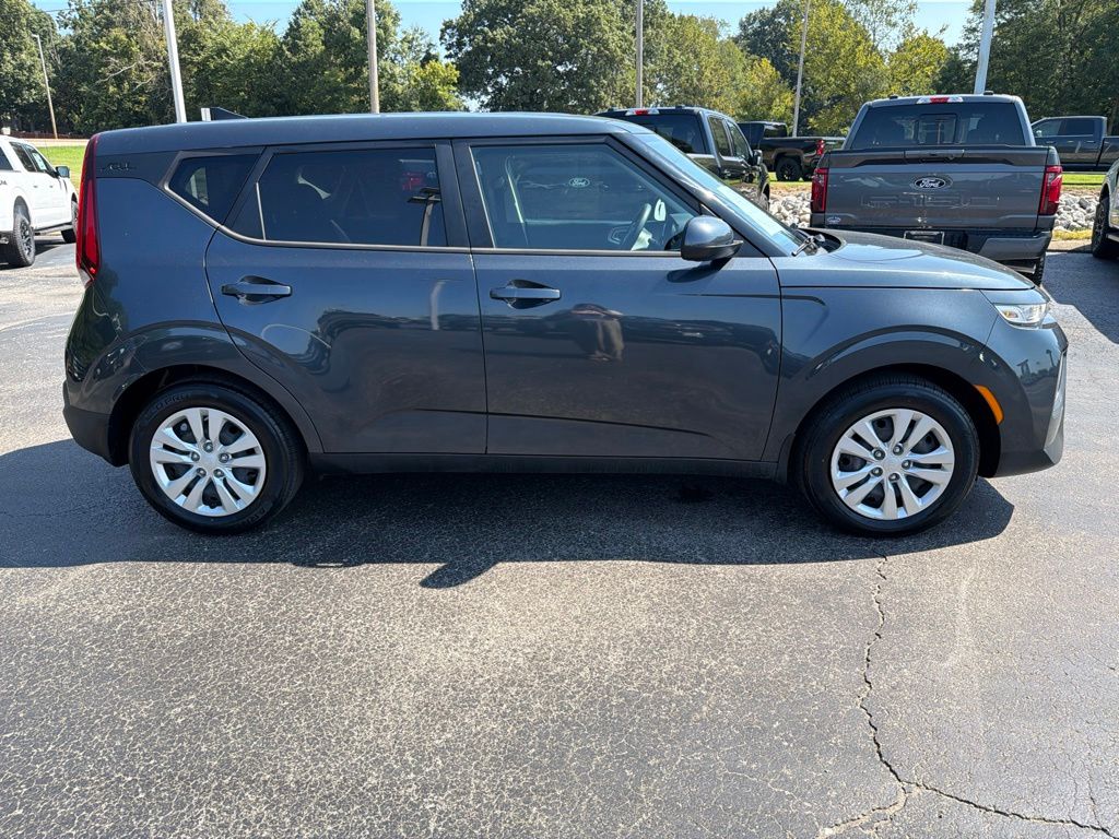 Used 2020 Kia Soul LX with VIN KNDJ23AU3L7021891 for sale in Milan, TN