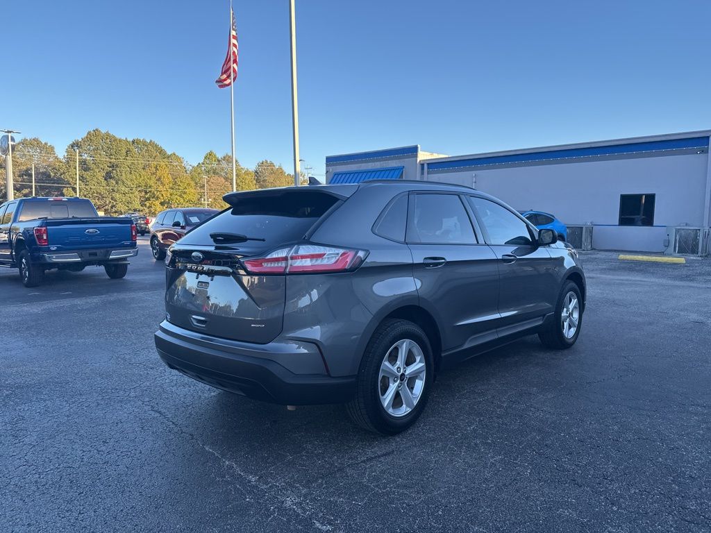 2024 Ford Edge SE photo 2