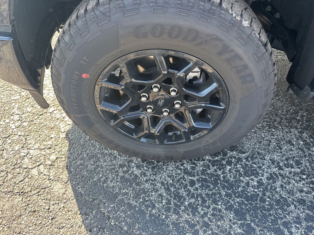 2026 Ford F-150 XLT - Photo 9