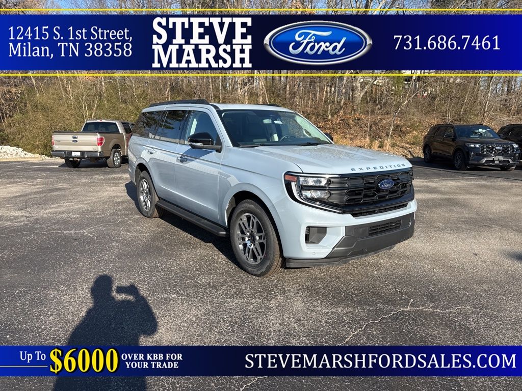 2025 Ford Expedition Active's photo