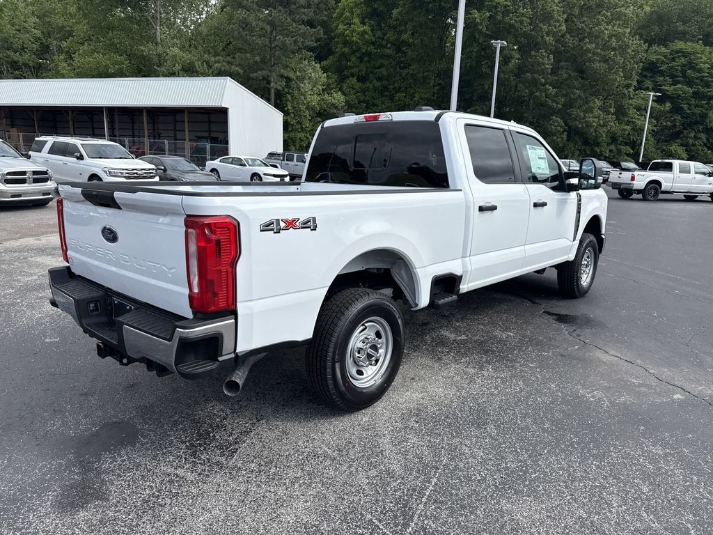 2025 Ford F-350 XL photo 3