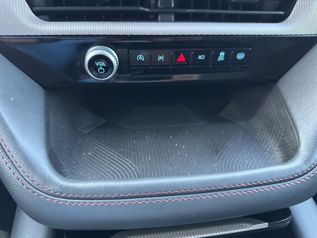 2025 Ford Explorer Active - Photo 24
