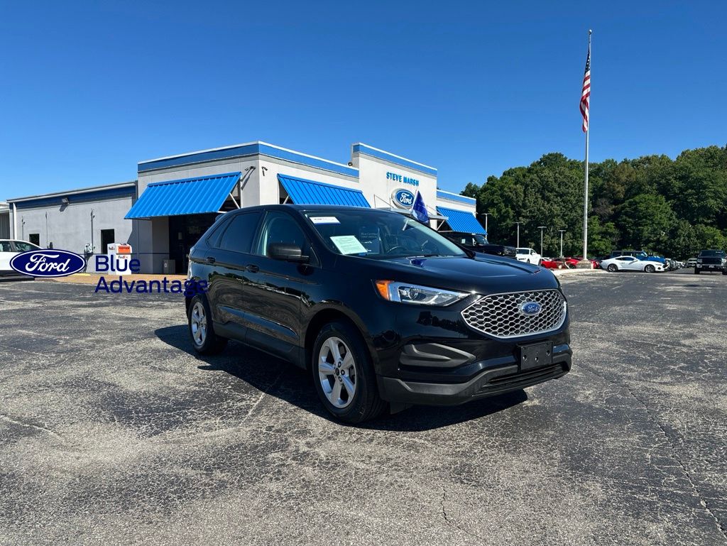 2024 Ford Edge SE AWD's photo
