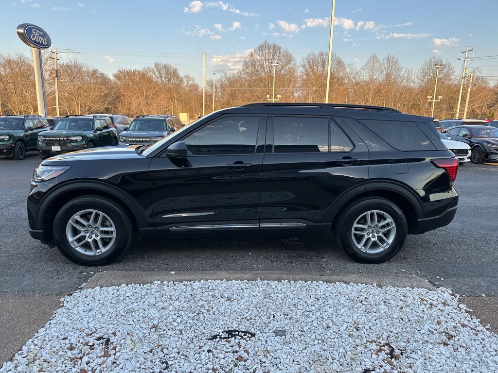 2025 Ford Explorer Active - Photo 6