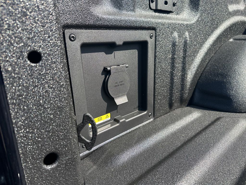 2026 Ford F-150 XLT - Photo 11