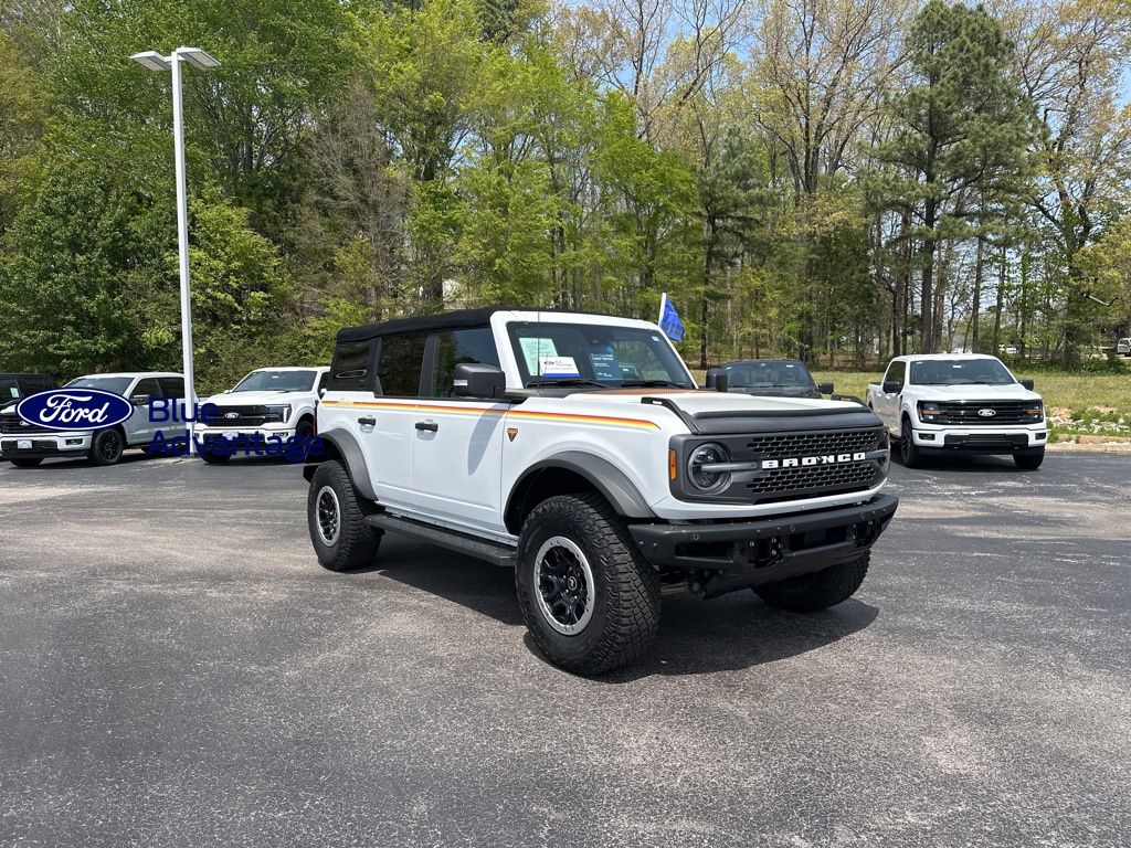 2022 Ford Bronco 4-Door Badlands