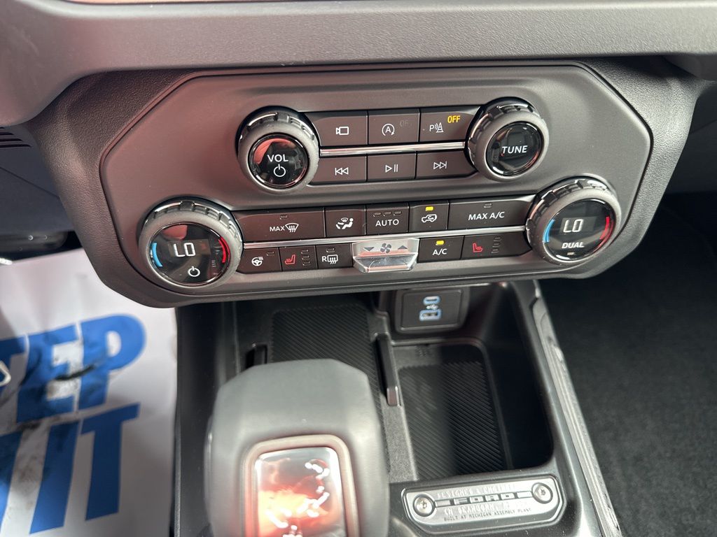 2025 Ford Bronco 4-Door Outer Banks - Photo 22