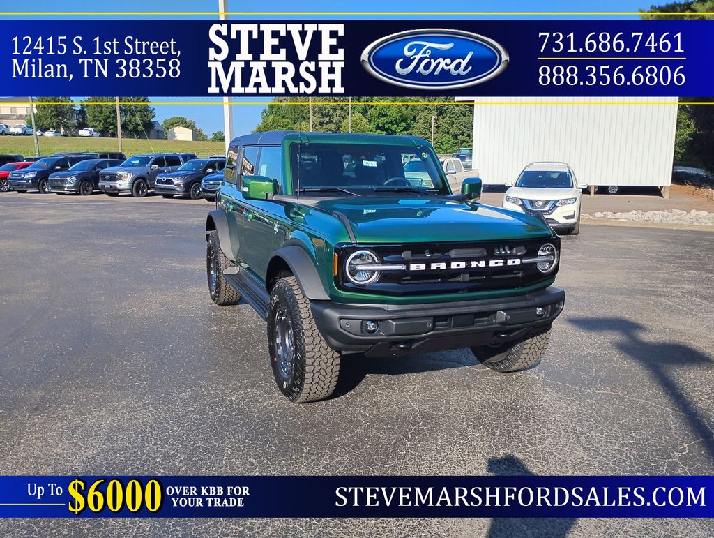 2025 Ford Bronco 4-Door Outer Banks's photo