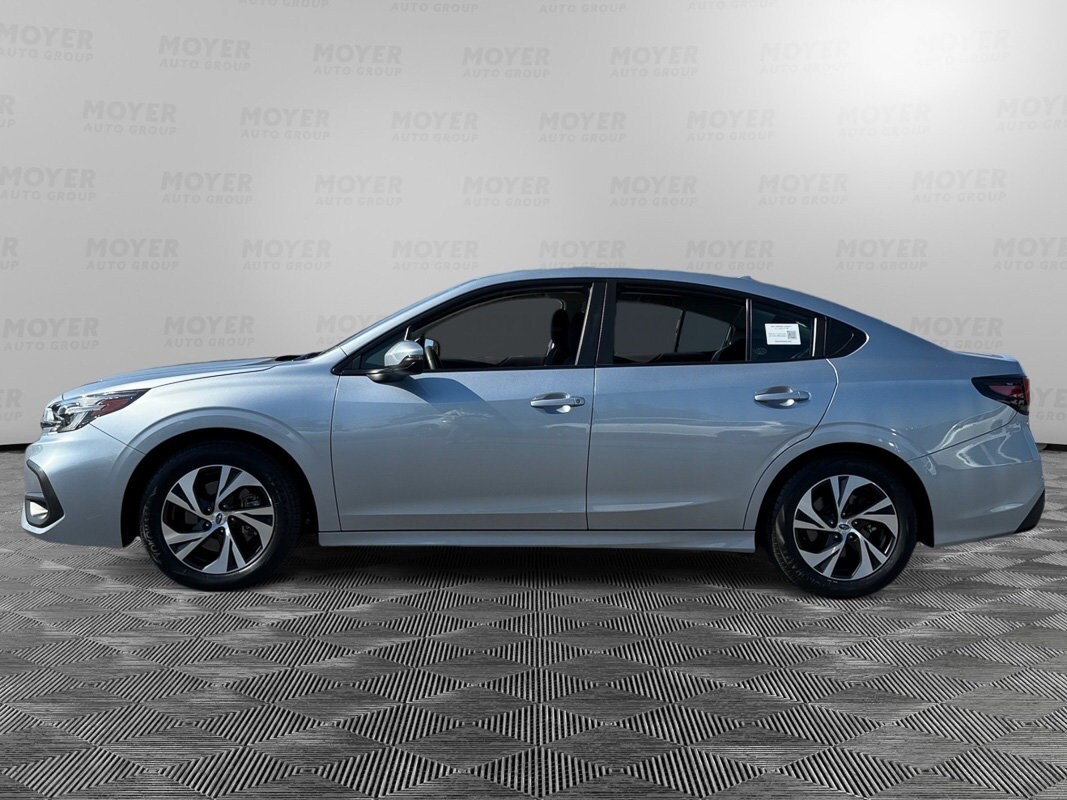 2023 Subaru Legacy Premium photo 2