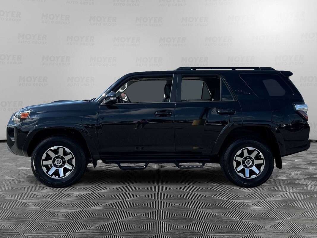2024 Toyota 4Runner TRD Premium photo 2