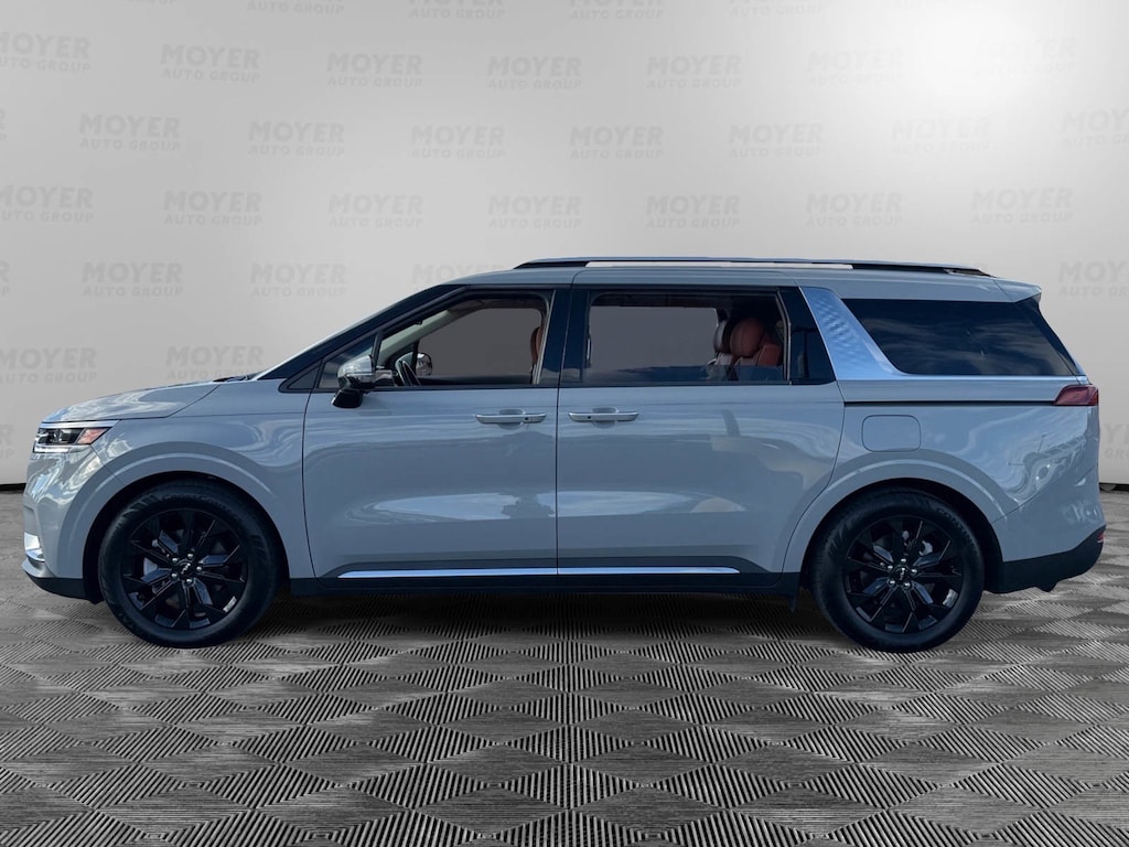 Used 2024 Kia Carnival SX Prestige MPV