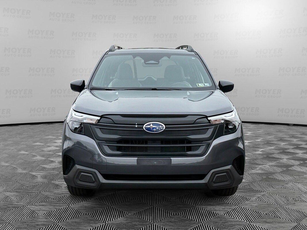 2025 Subaru Forester Base photo 3