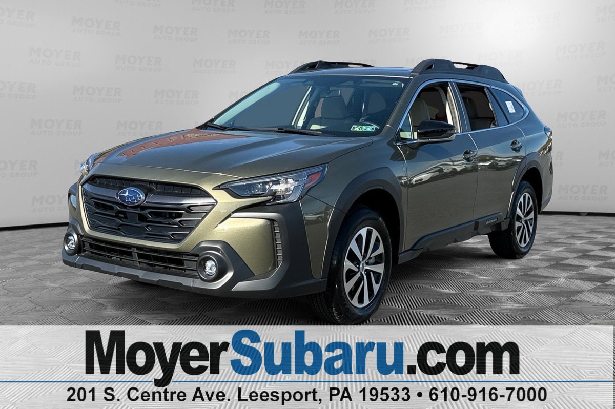 2025 Subaru Outback Premium's photo