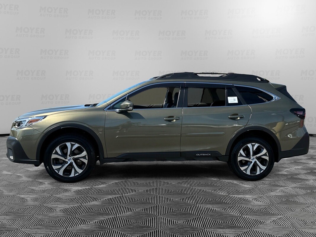 2022 Subaru Outback Limited photo 2