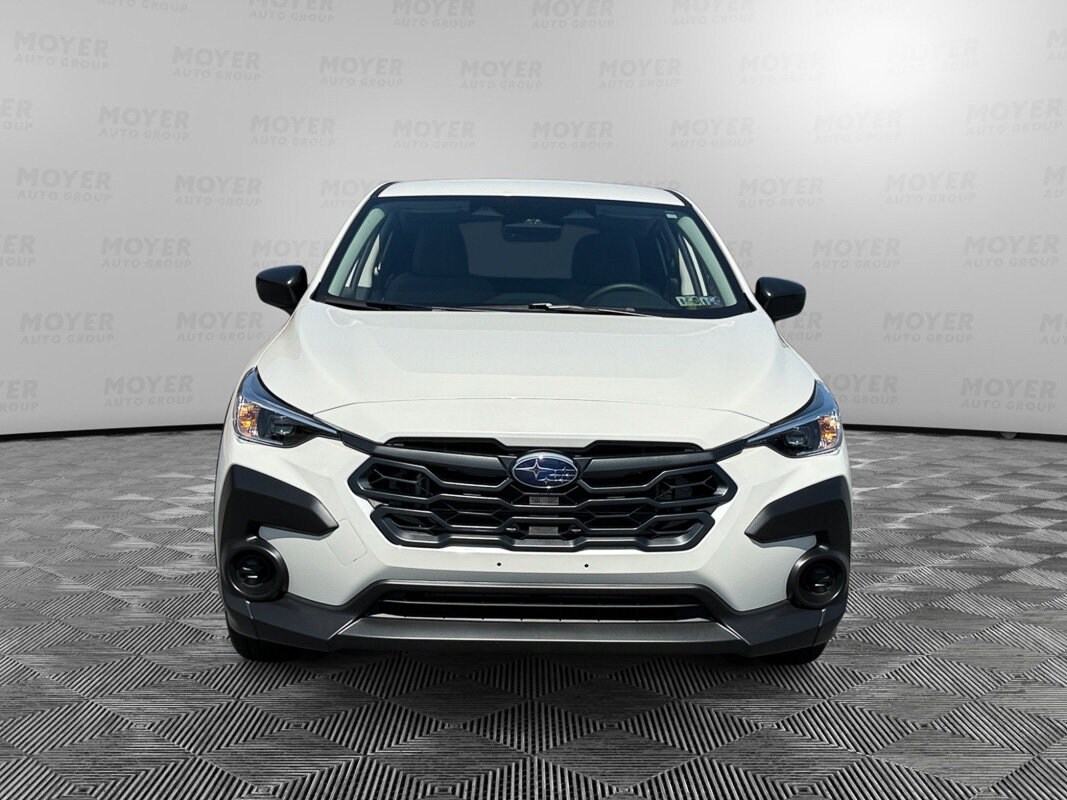 2025 Subaru Crosstrek Base photo 3