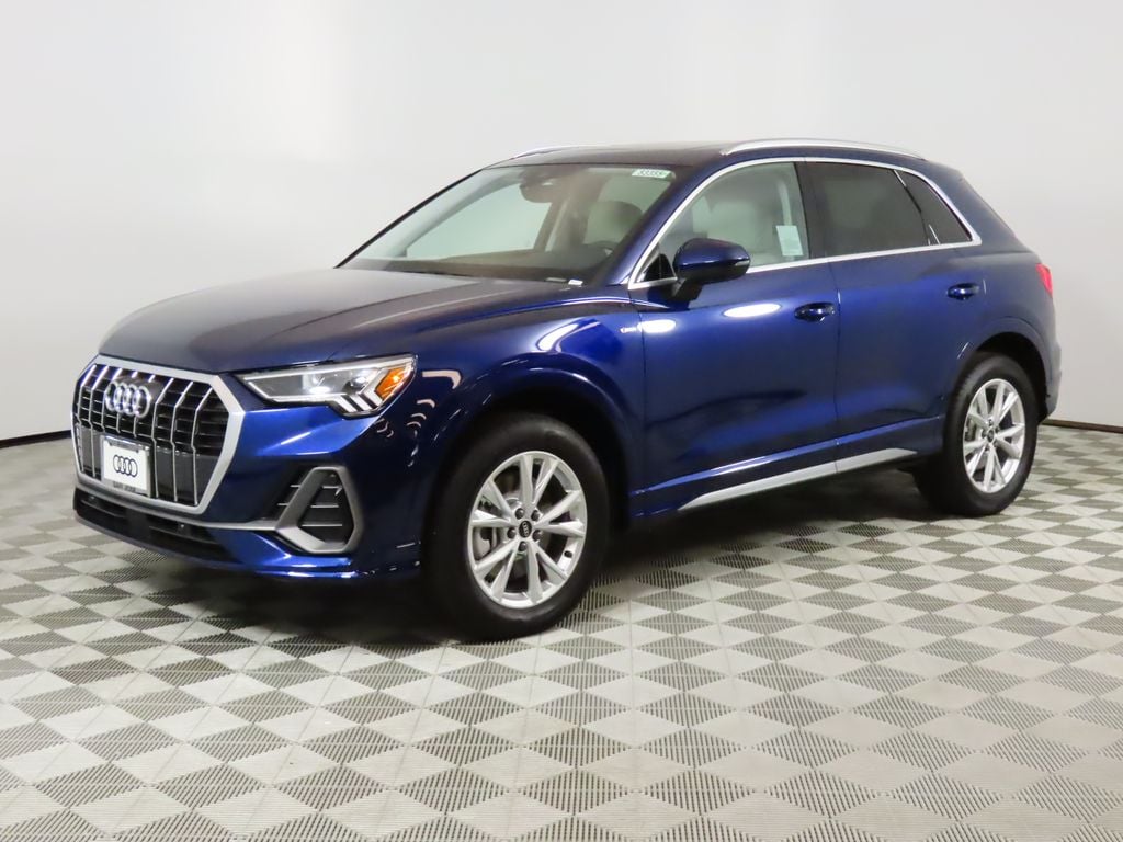 2025 Audi Q3 S Line Premium's photo