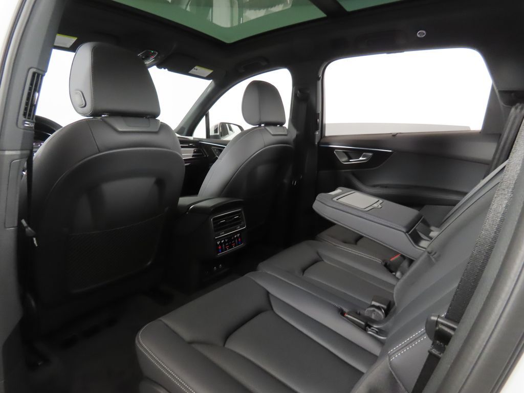 2026 Audi Q7 Premium Plus - Photo 36