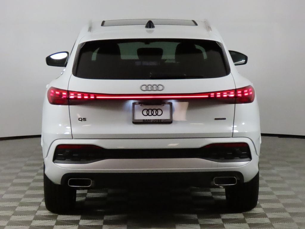 New 2026 Audi Q5 Premium SUV