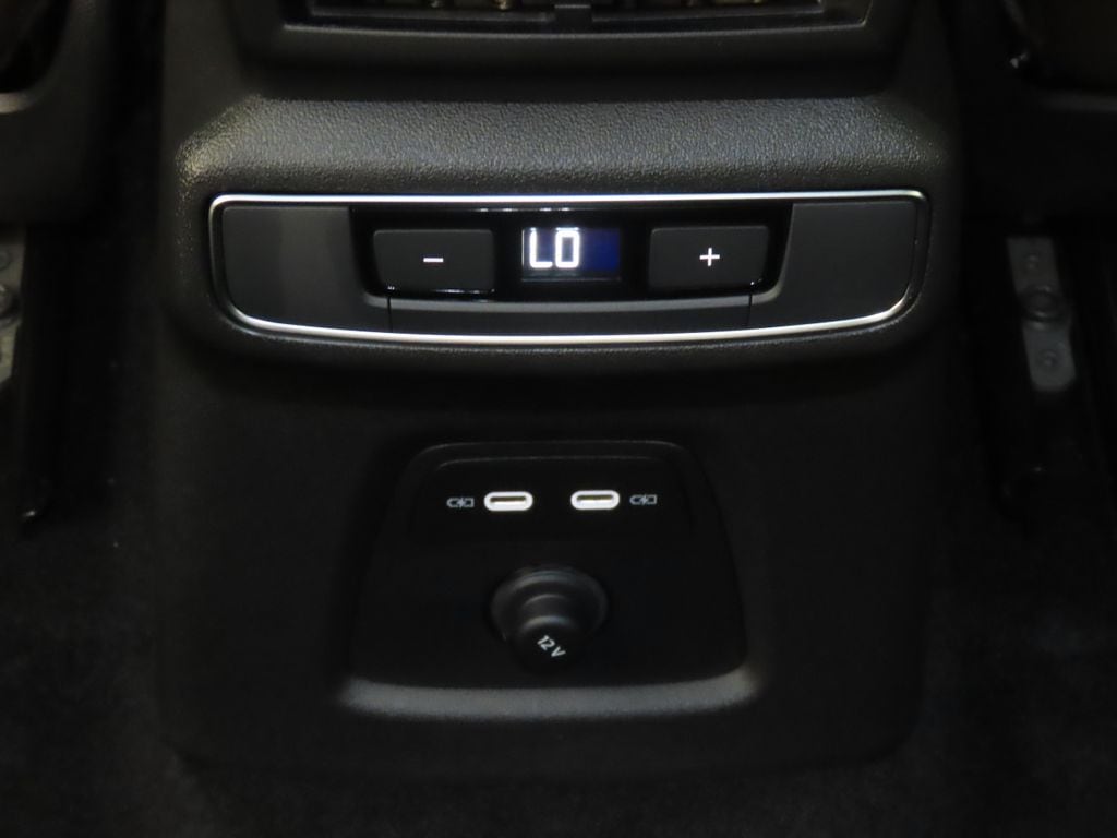 2026 Audi Q4 e-tron Premium - Photo 27