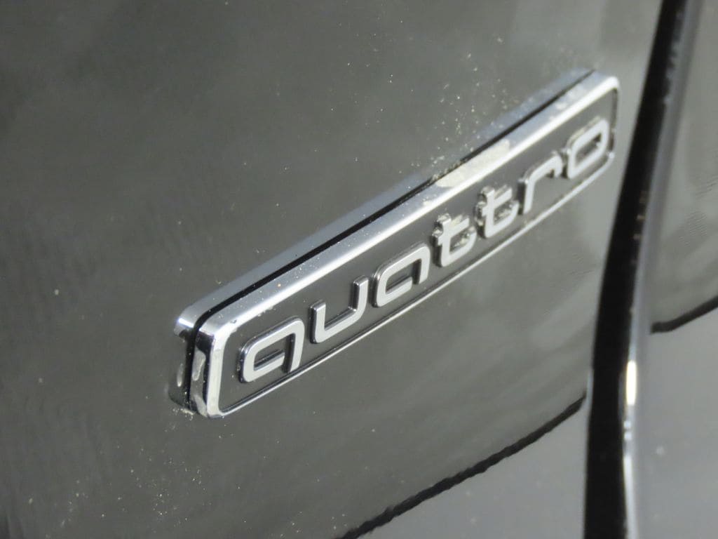 2026 Audi Q4 e-tron Premium - Photo 10