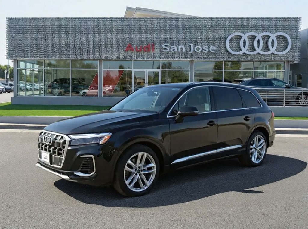 2025 Audi Q7 55 Premium Plus quattro Tiptronic's photo