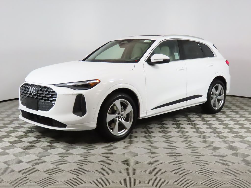 2025 Audi New Q5 Prestige's photo