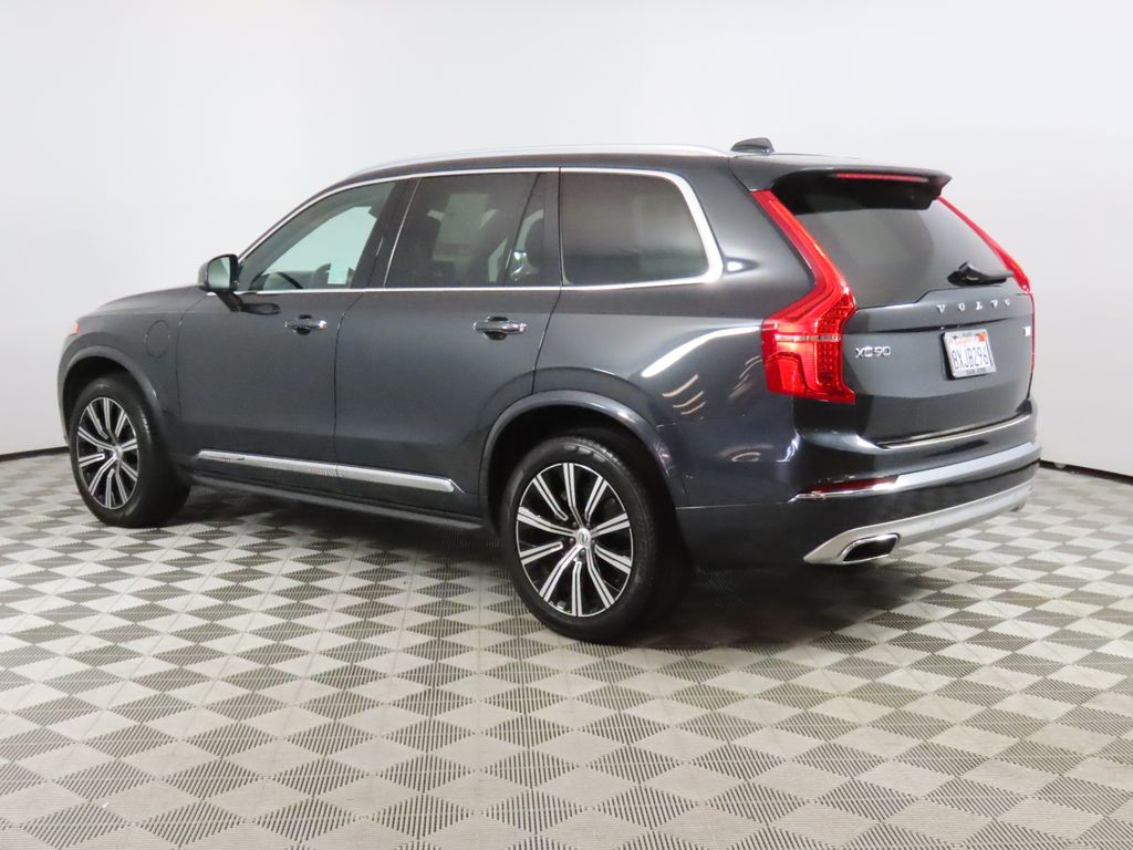 2021 Volvo XC90 Recharge Plug-In Hybrid T8 Inscription 6 Passenger photo 2