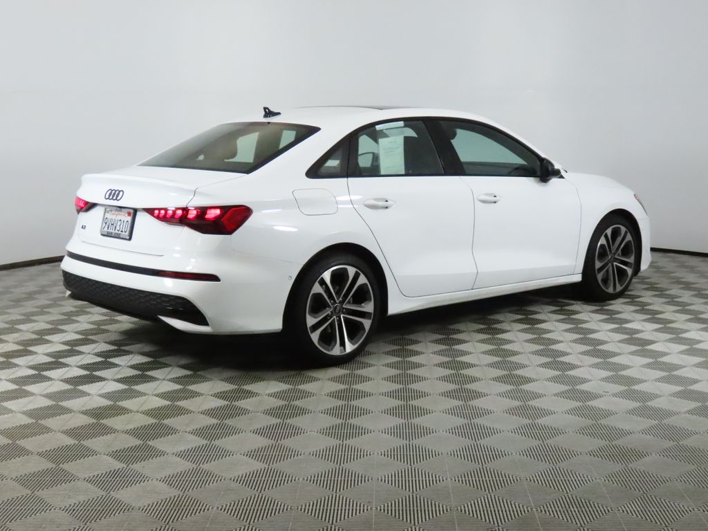2025 Audi A3 40 Premium photo 4