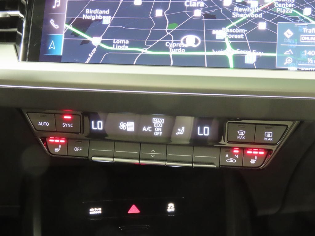 2026 Audi Q4 e-tron Premium - Photo 21