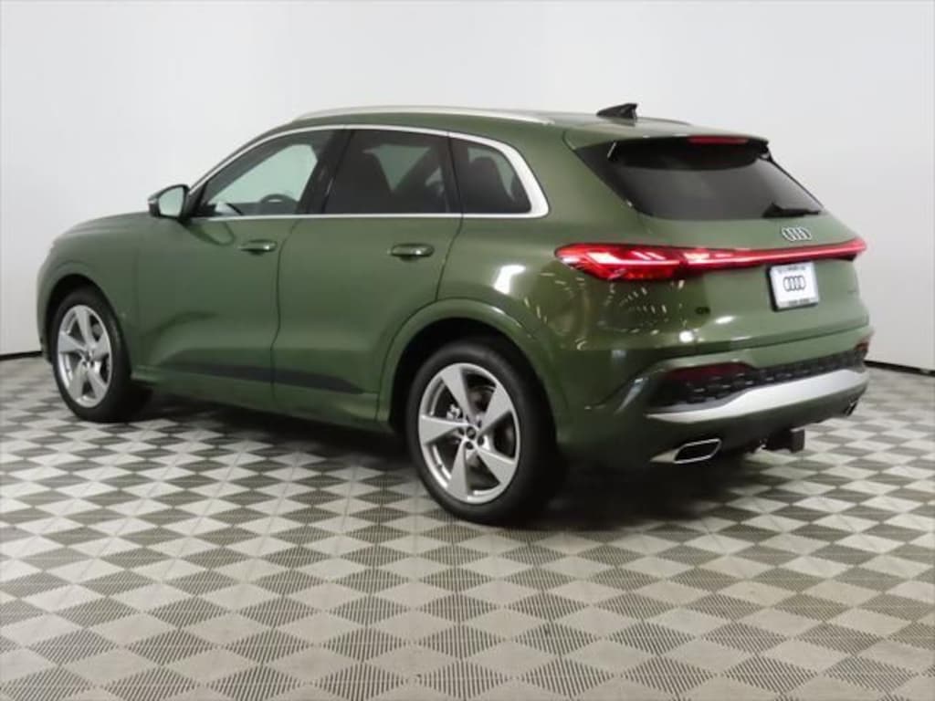 New 2025 Audi Q5 Prestige SUV