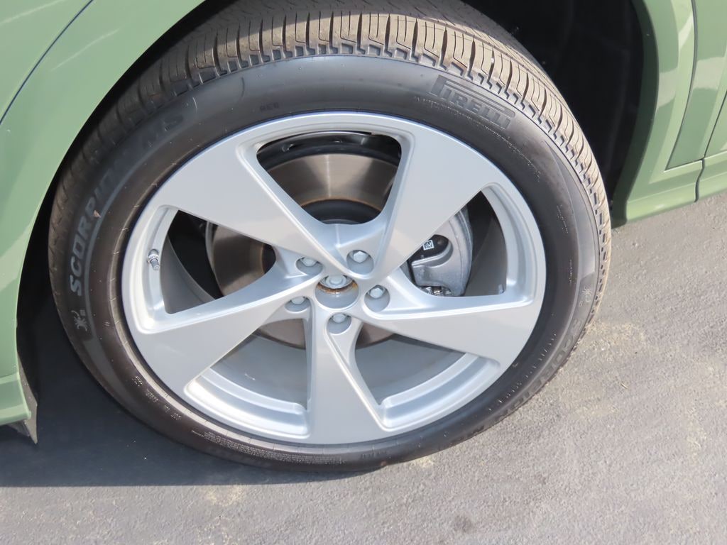 New 2025 Audi Q5 2.0T Premium SUV