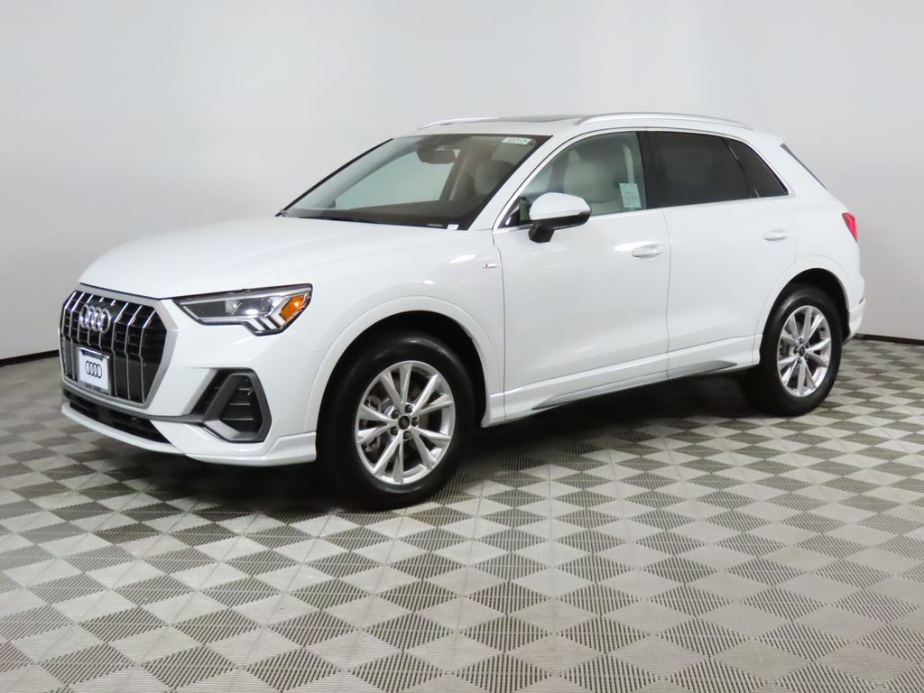2025 Audi Q3 S Line Premium Plus's photo