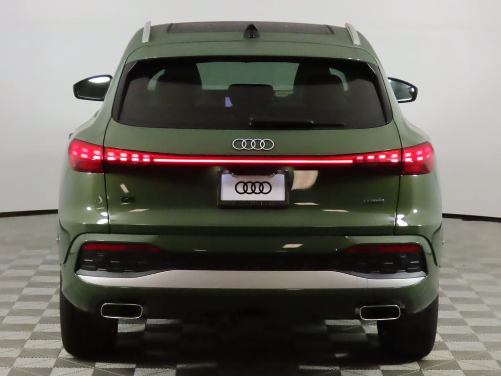 New 2025 Audi Q5 2.0T Premium SUV