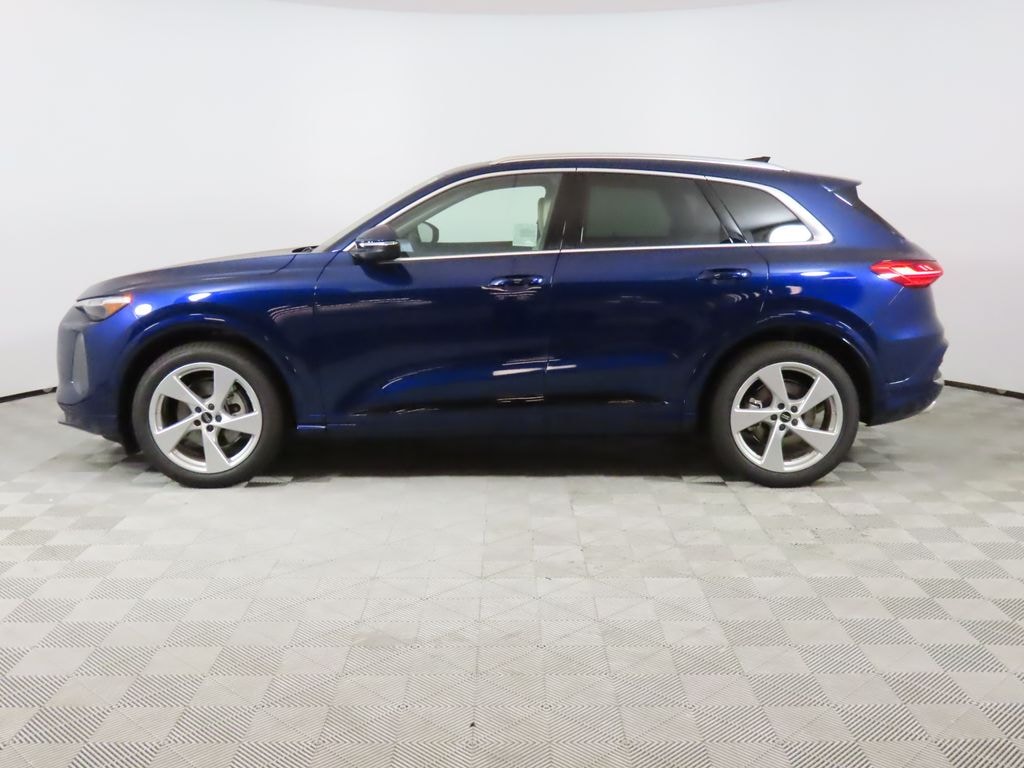 New 2025 Audi Q5 2.0T Premium SUV