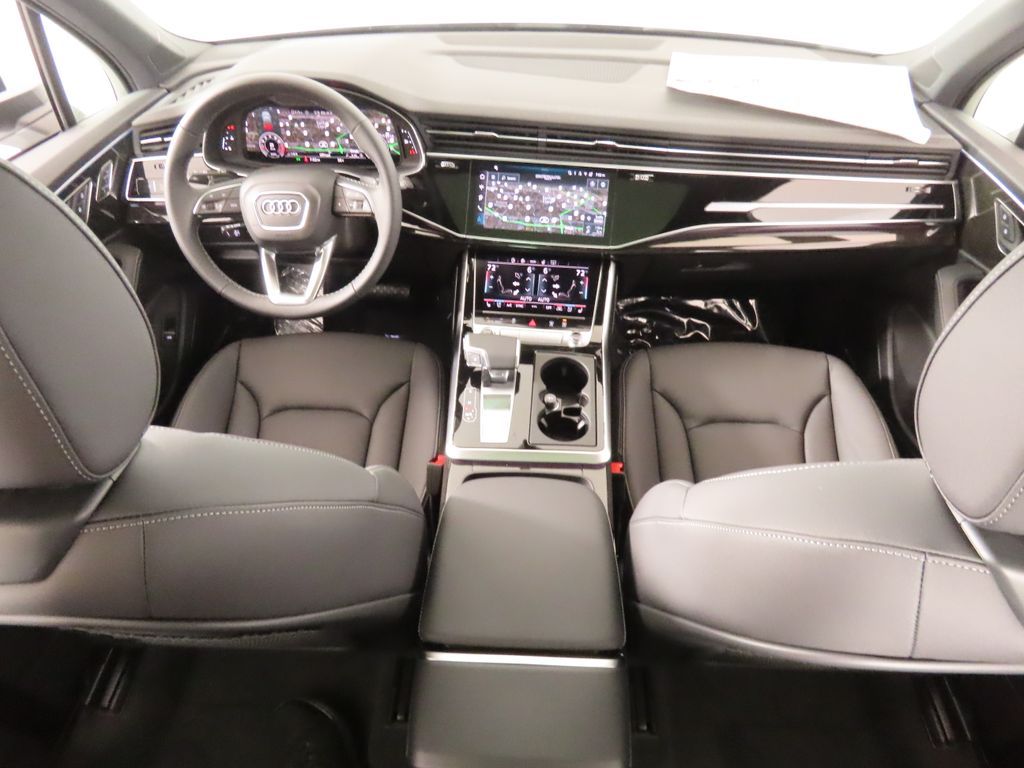 2026 Audi Q7 Premium Plus - Photo 11
