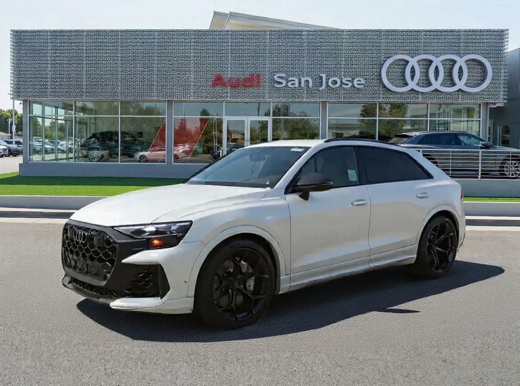 2026 Audi RS Q8 -'s photo