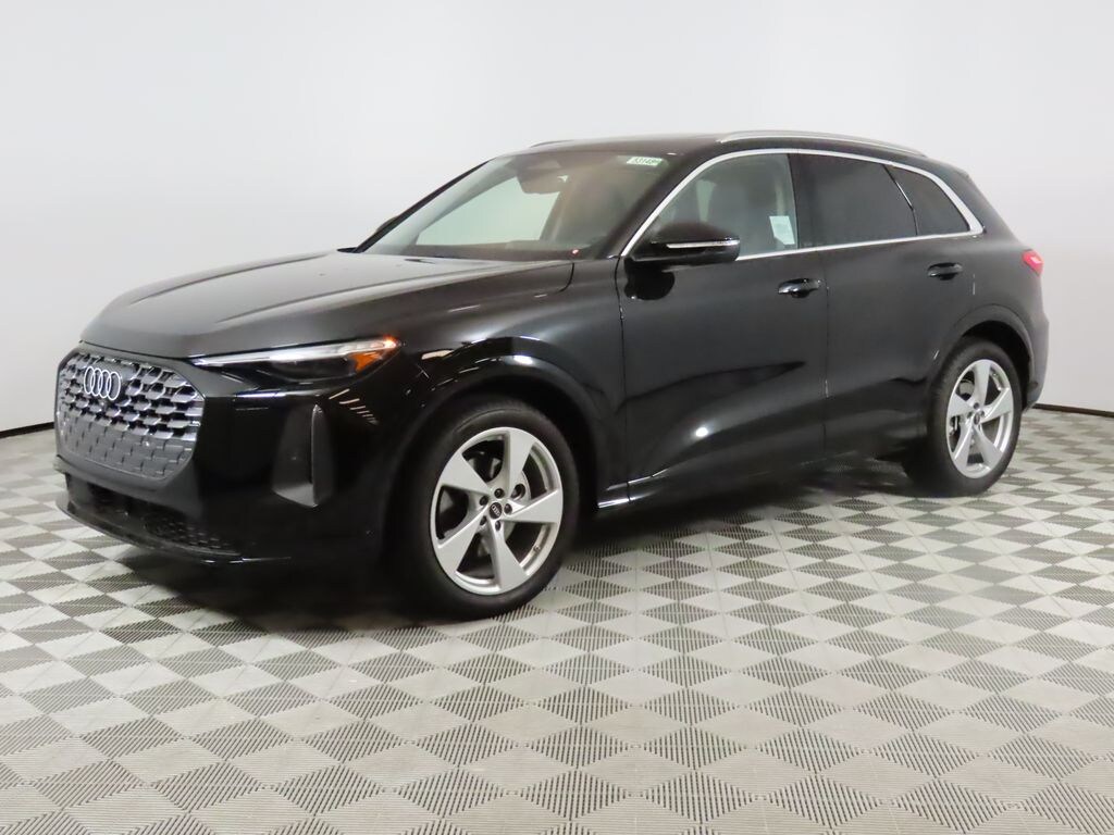 New 2025 Audi Q5 2.0T Premium SUV