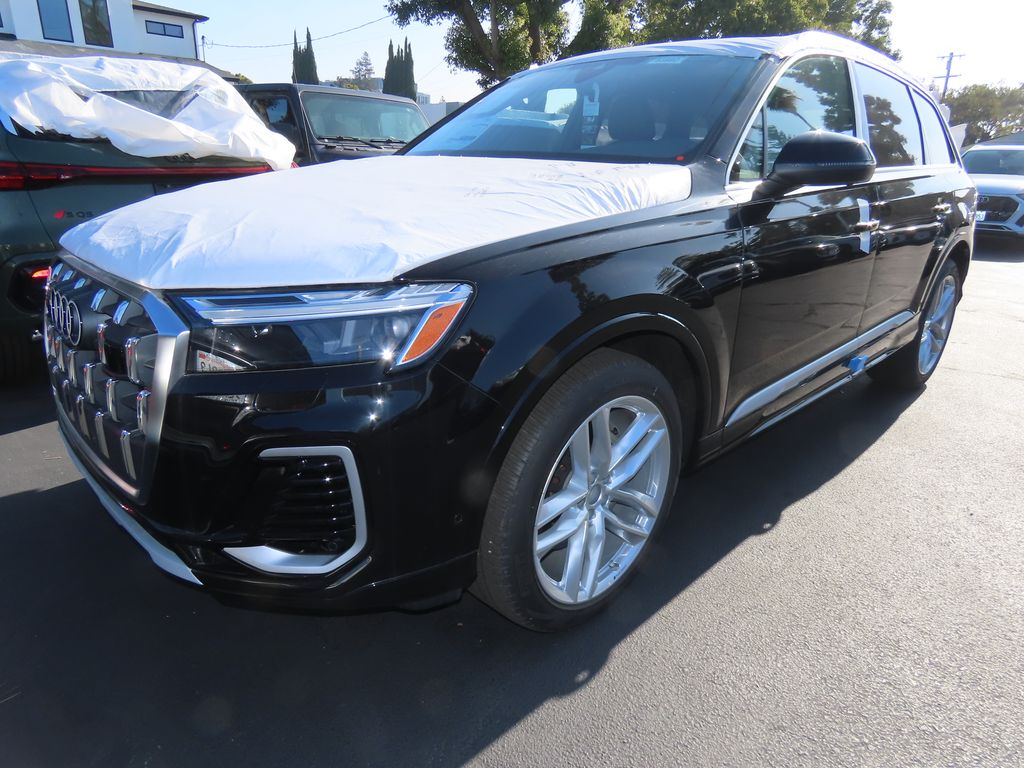 2025 Audi Q7 Premium Plus's photo