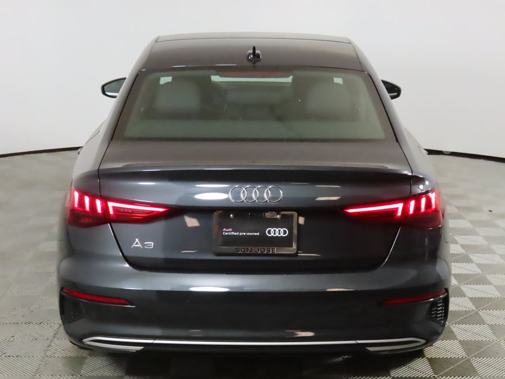 2022 Audi A3 40 Premium Plus photo 4