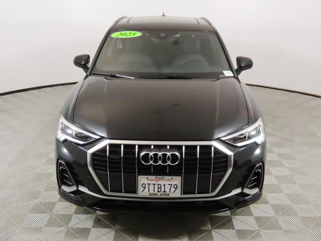 2025 Audi Q3 Premium Plus photo 3