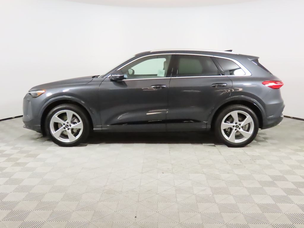 New 2025 Audi Q5 2.0T Premium SUV